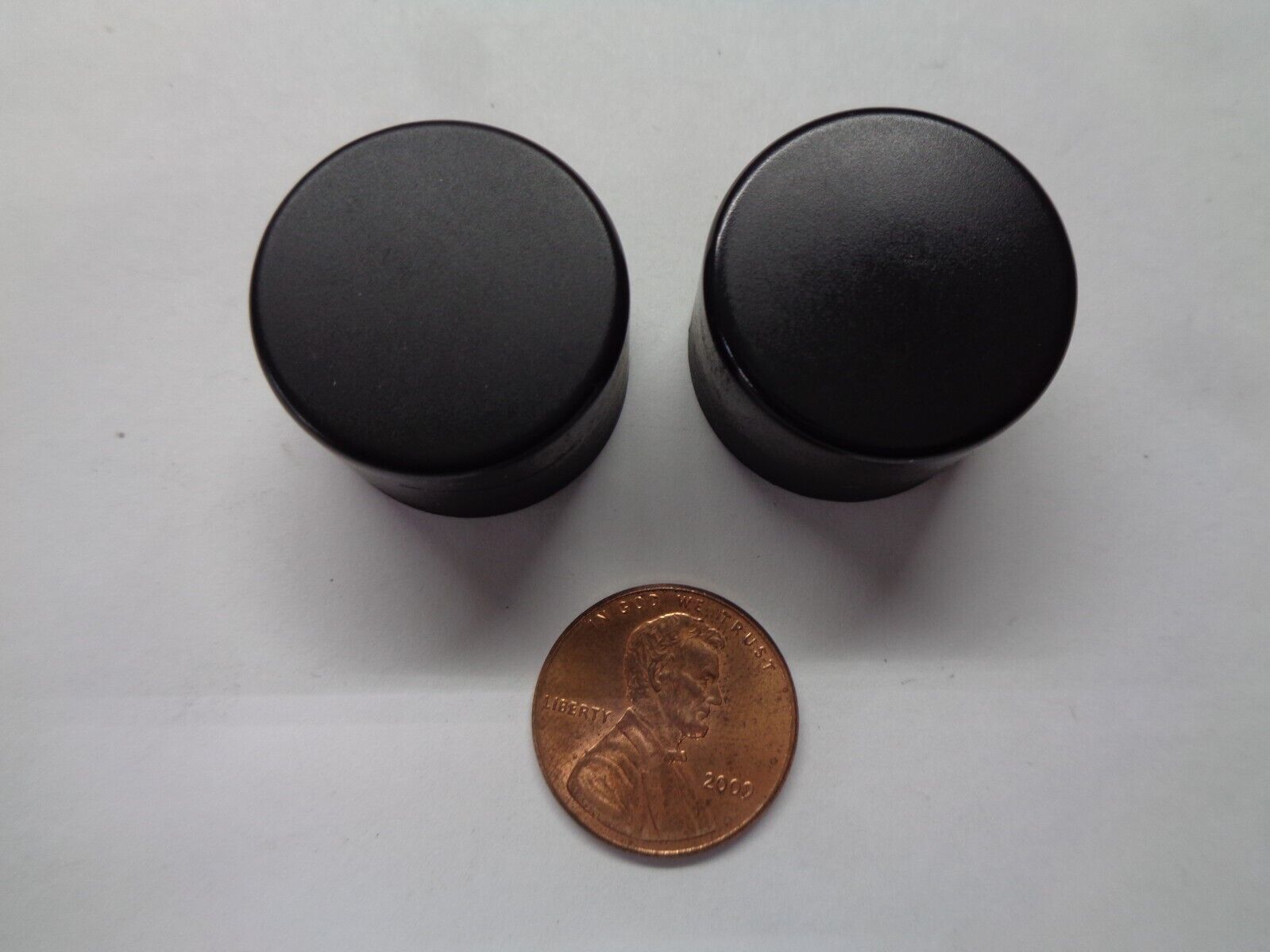 2006 2007 2008 KIA SEDONA RADIO STEREO TUNER CONTROL KNOB SET OEM FREE SHIPPING! - RarePartsFinder.Com