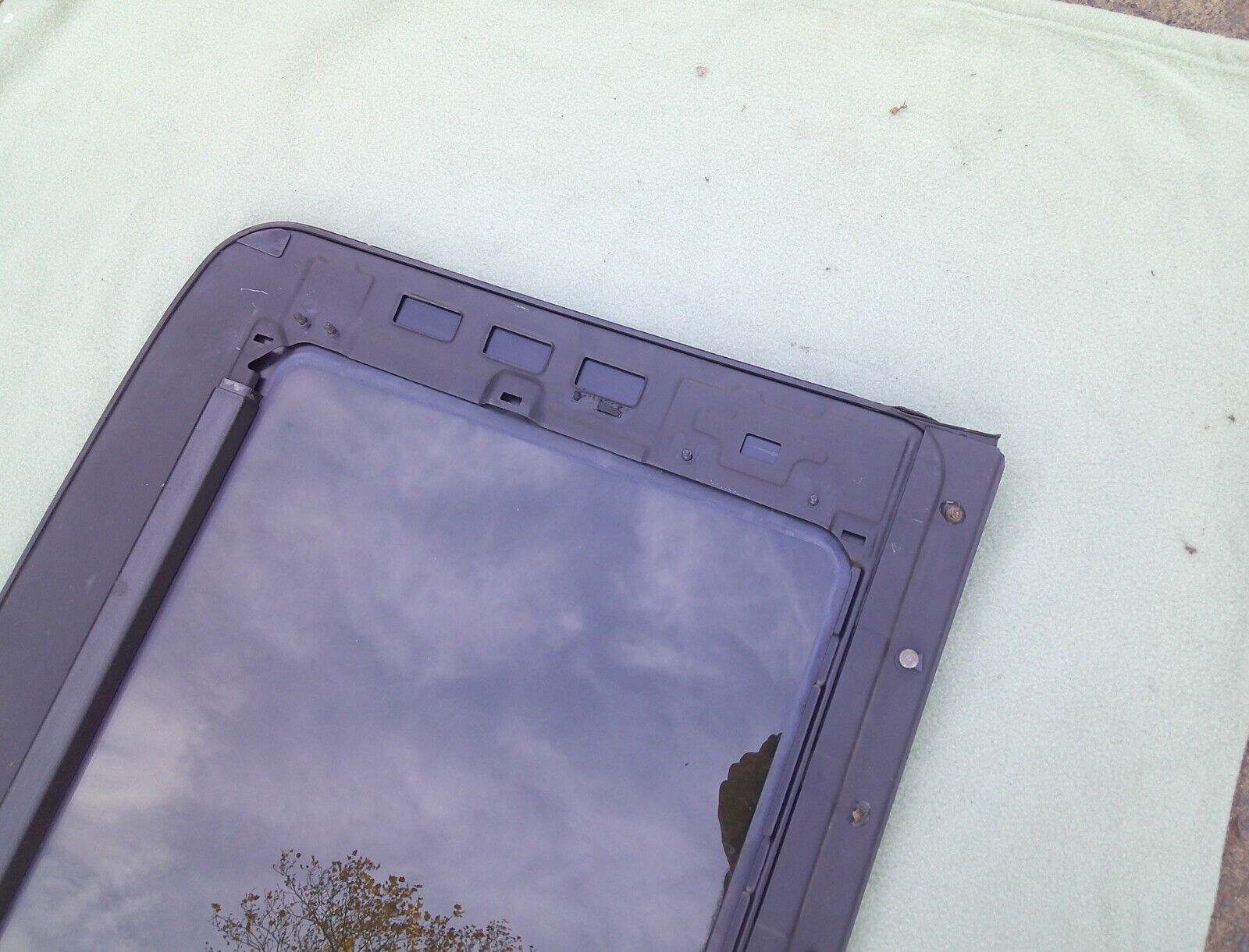 1990 - 1995 TOYOTA 4RUNNER 4 RUNNER SUNROOF GLASS OEM FACTORY PICKUP