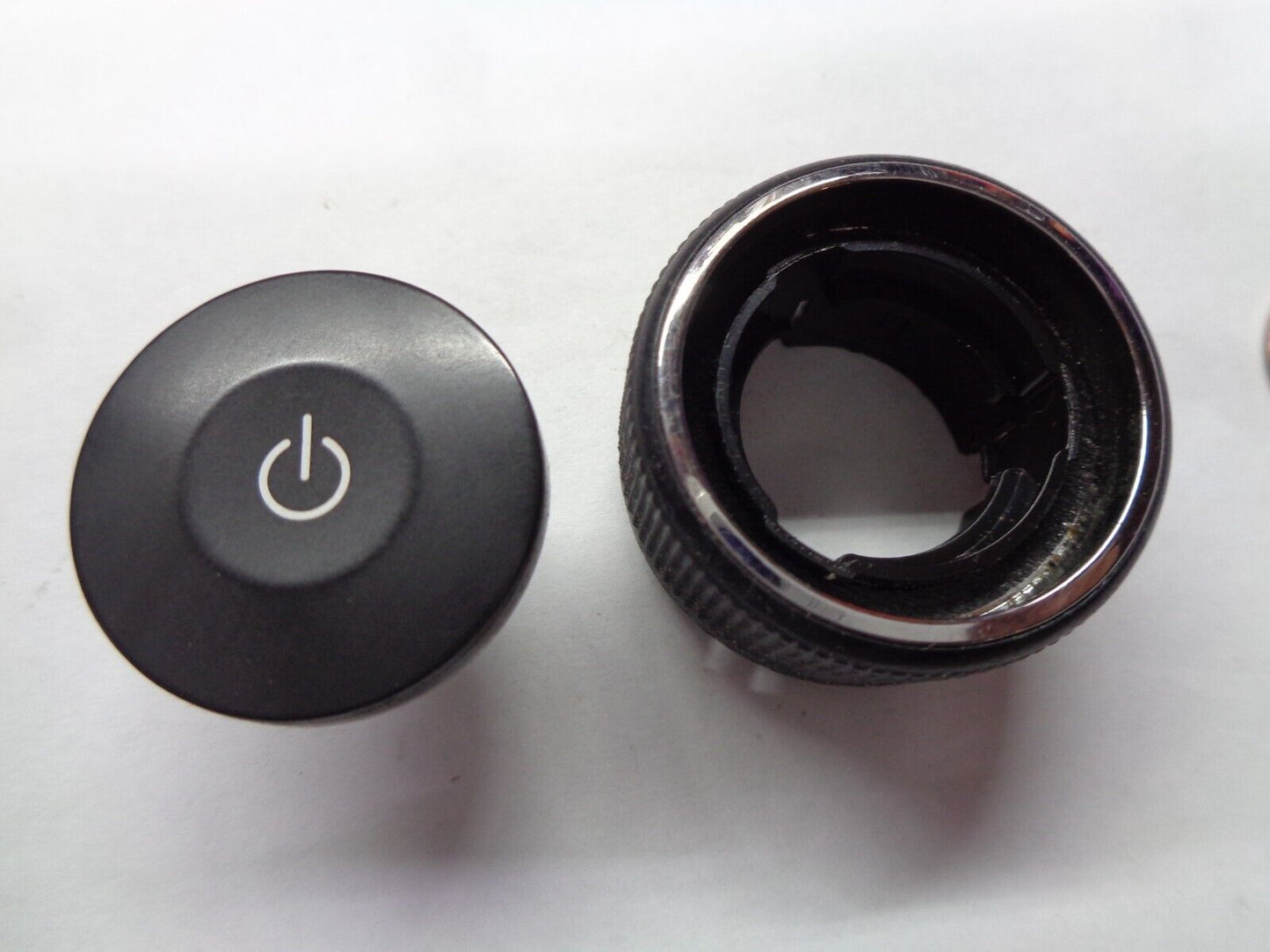 2009 2010 CHEVY AVEO  RADIO STEREO CONTROL KNOB OEM FREE SHIPPING! - RarePartsFinder.Com