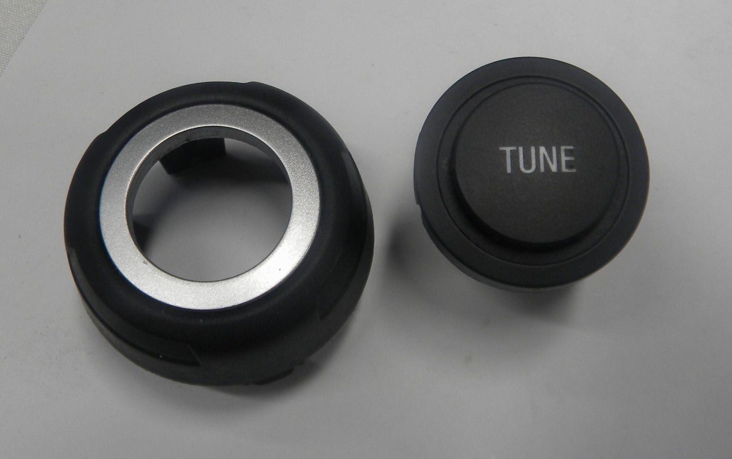 2014 Ford Flex Stereo Tuner Radio Volume Tune Knob OEM