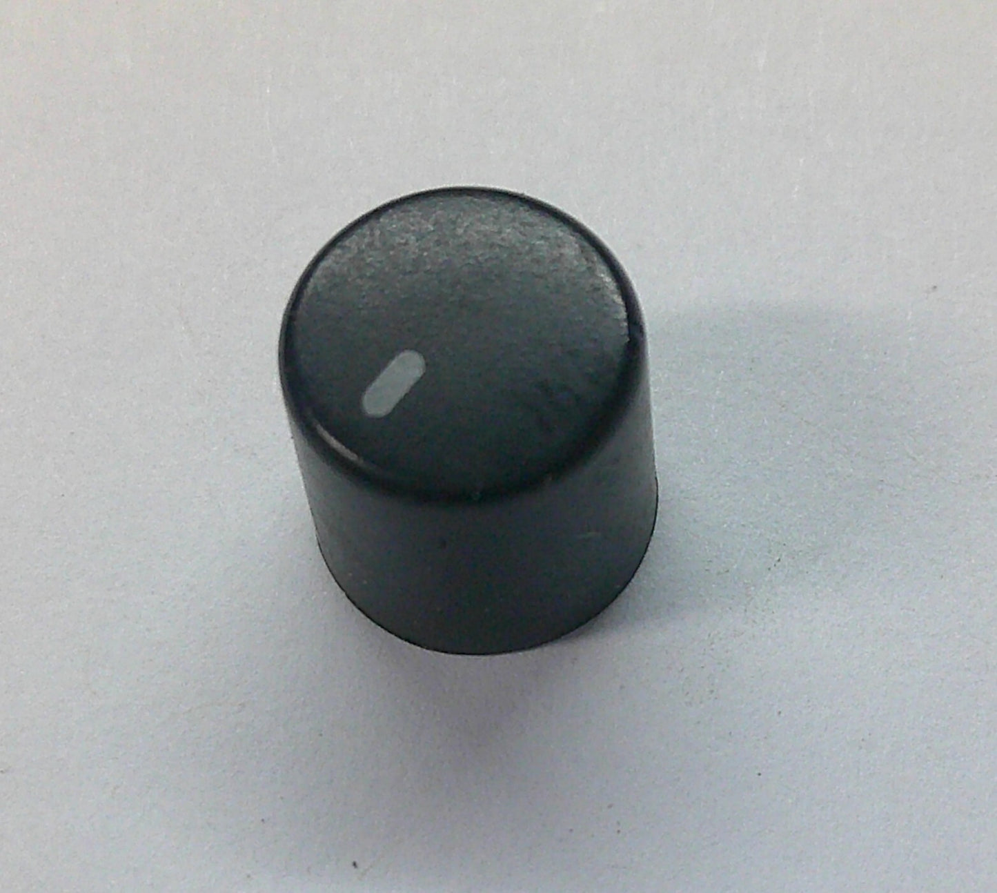 2004 VOLKSWAGON JETTA RADIO STEREO TUNER EQUALIZIER CONTROL KNOB OEM - RarePartsFinder.Com