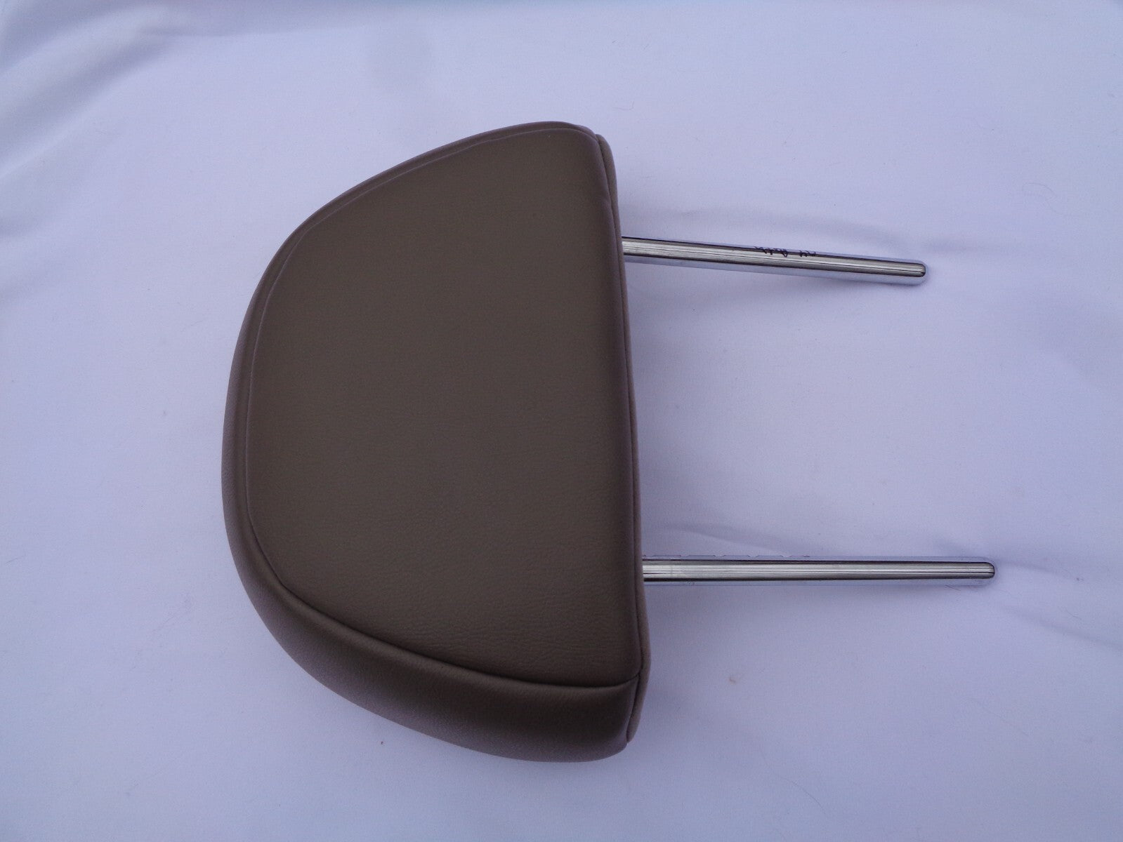 97-04 NISSAN PATHFINDER FRONT SEAT HEADREST HEAD REST TAUPE LEATHER R1 - RarePartsFinder.Com