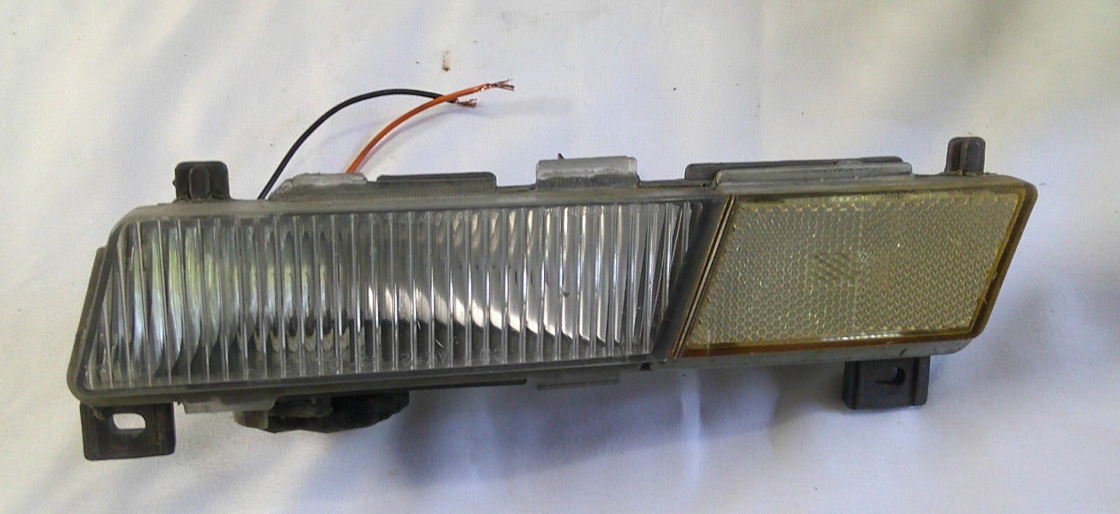 1991-1996 Chevrolet Corvette C4 Front Bumper Driver Side Marker  Free Ship A1