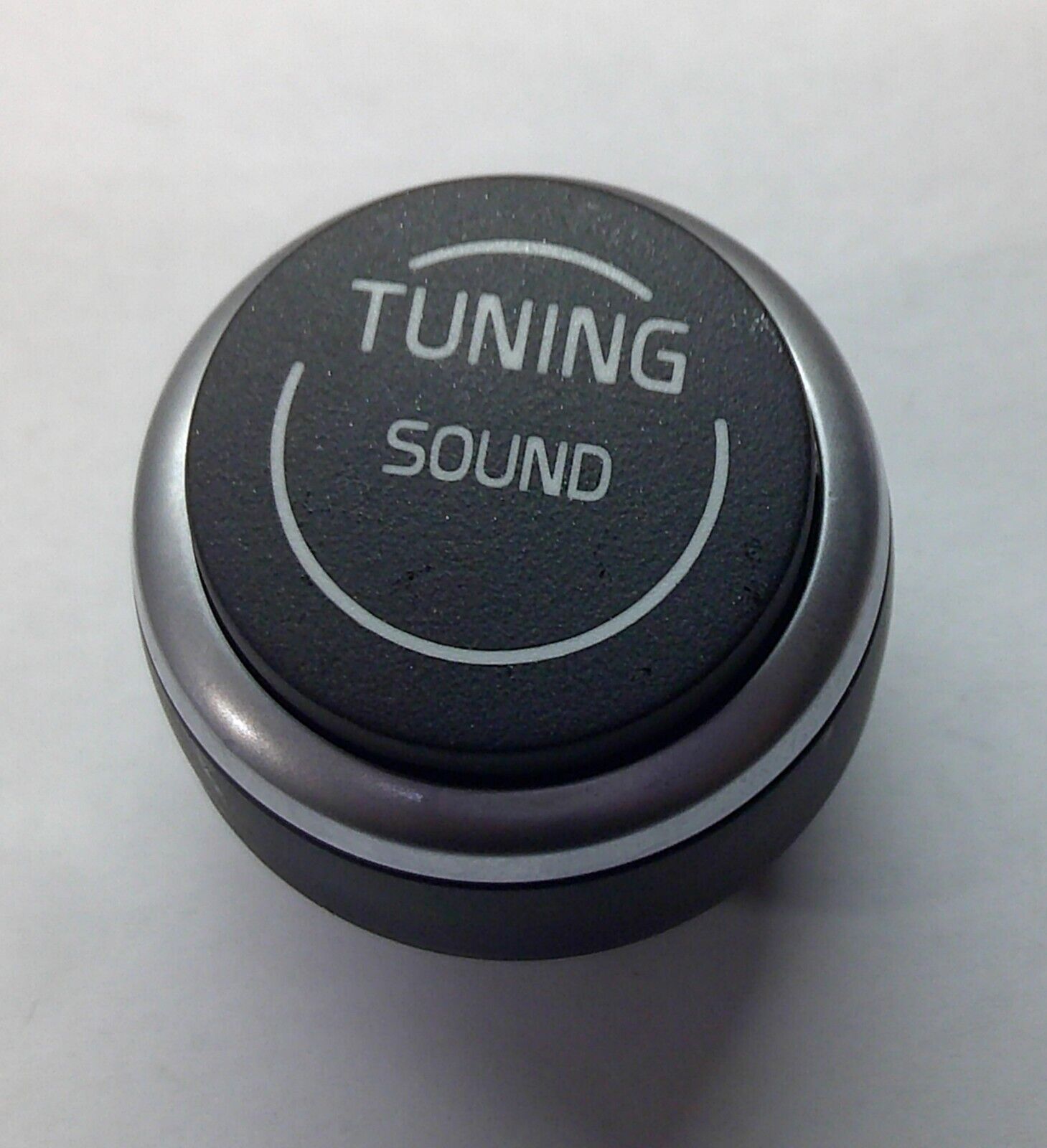 2008 VOLVO S40 RADIO STEREO TUNER KNOB OEM FREE SHIPPING - RarePartsFinder.Com