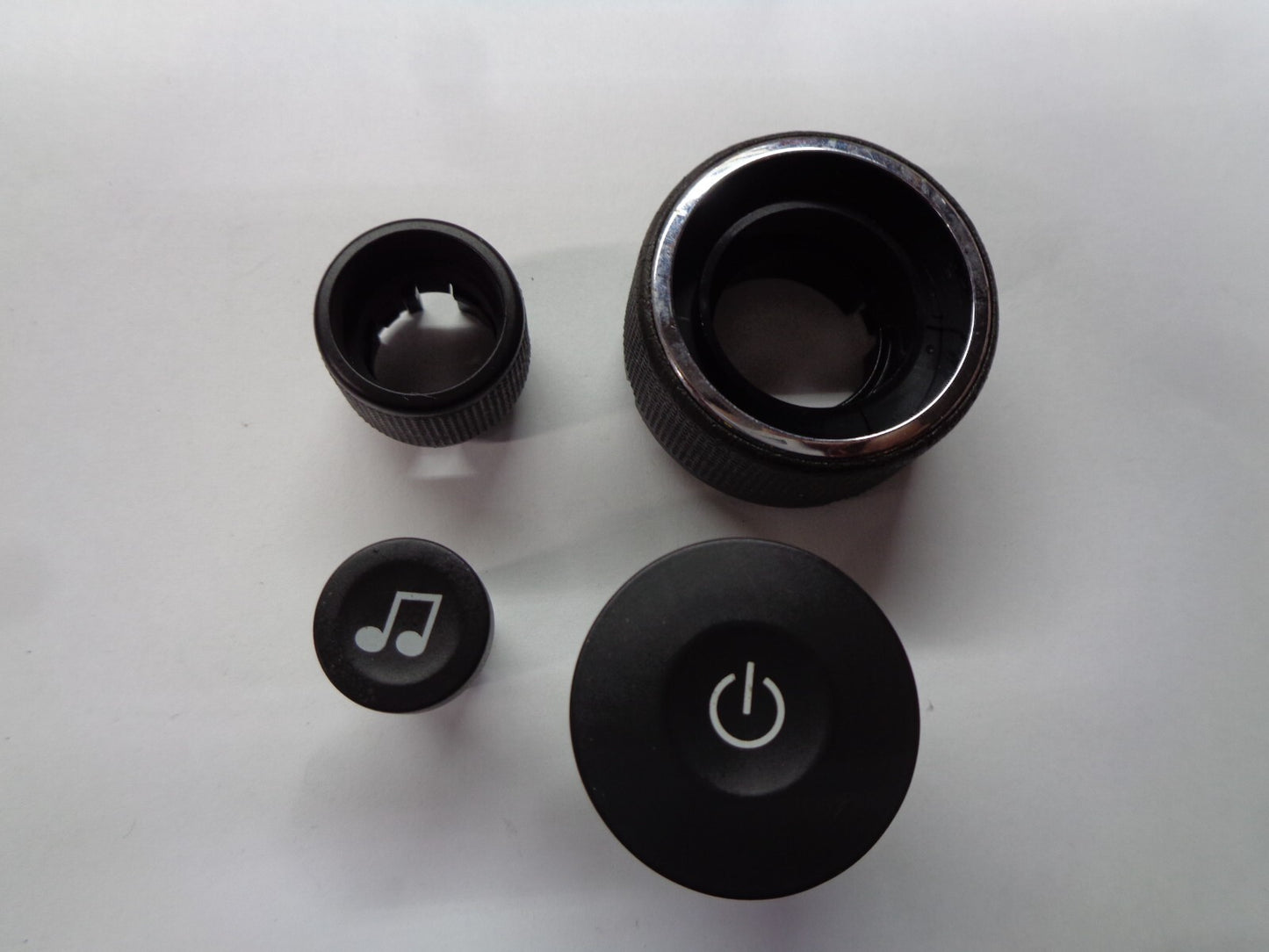 2006 - 2014 CHEVY IMPALA  RADIO STEREO CONTROL KNOB SET OEM 20914861, 20756285, 20756286, 20955156