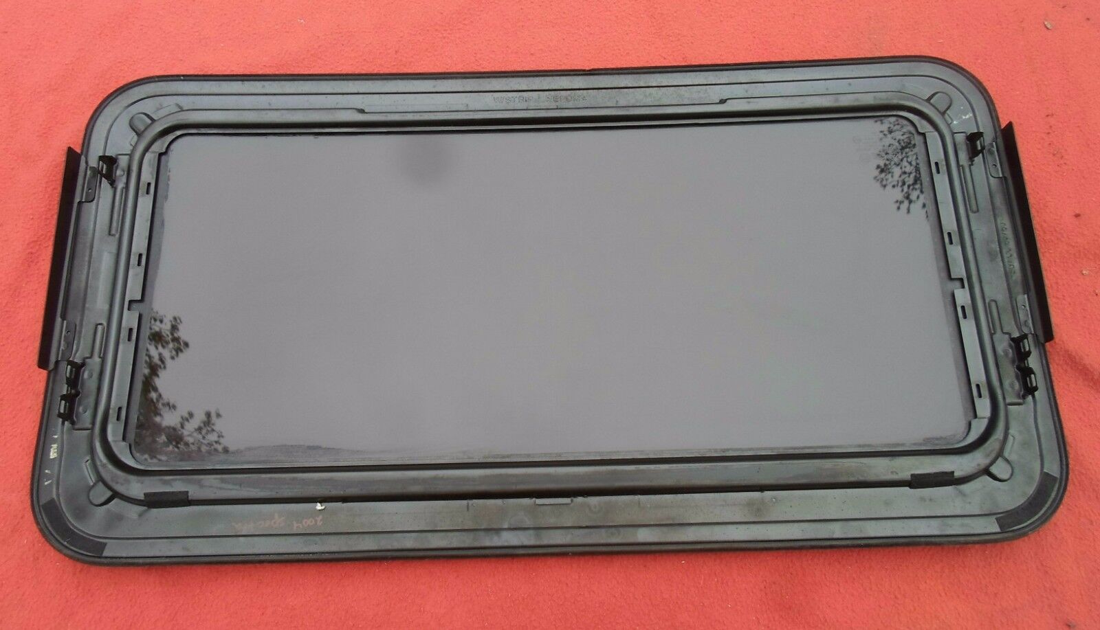 2007 KIA SPECTRA SPECTRA5 YEAR SPECIFIC  OEM FACTORY SUNROOF GLASS FREE SHIPPING - RarePartsFinder.Com