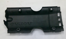 00 - 04 Volvo S40 V40 Engine Valve Cover 9207618 R2 - RarePartsFinder.Com