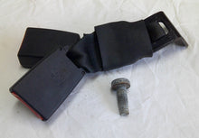 2010 FORD FOCUS BACK SEAT 2ND ROW BELT BUCKLE SET FREE SHIPPING B4