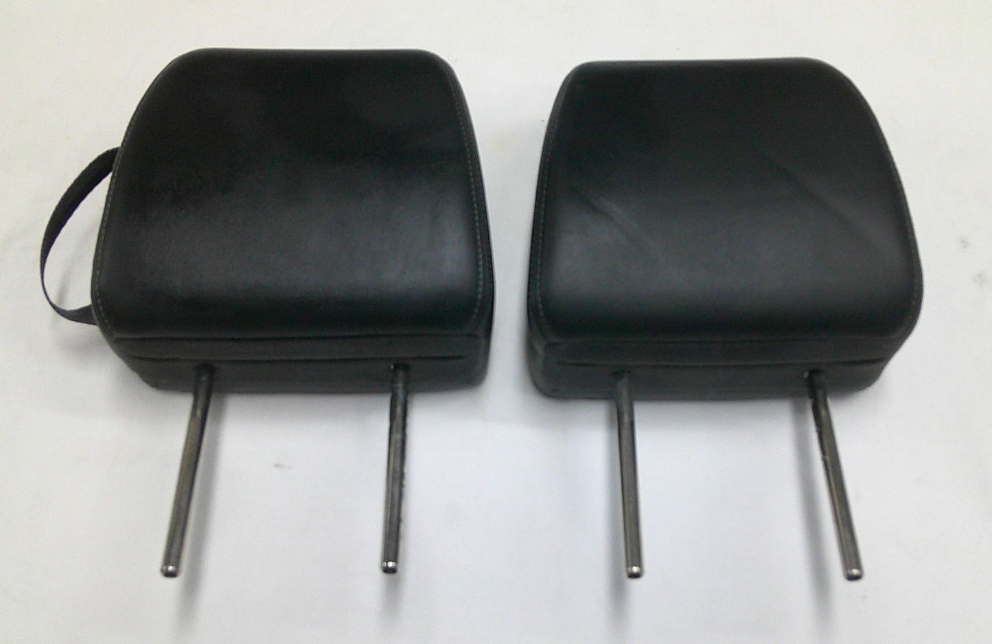 11 - 12 MAZDA CX-7 CX7 REAR 2ND ROW SEAT HEADREST LEATHER BLACK EJ63-88-240-02 - RarePartsFinder.Com