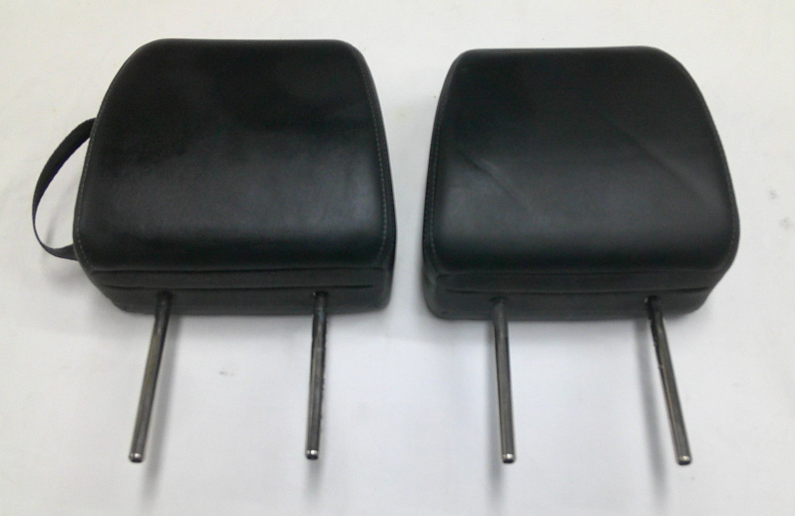11 - 12 MAZDA CX-7 CX7 REAR 2ND ROW SEAT HEADREST LEATHER BLACK EJ63-88-240-02 - RarePartsFinder.Com