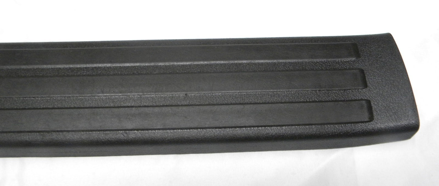 2007 - 2022 Sequoia Tundra Crew Cab Left Front Door Sill Plate 67913-0C050-C0 R3