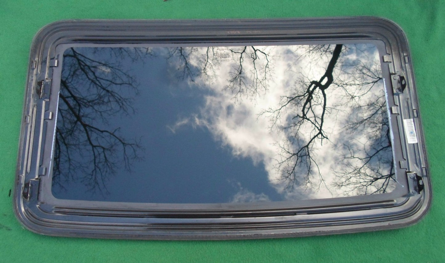 2010 MERCURY MILAN YEAR SPECIFIC OEM FACTORY SUNROOF GLASS FREE SHIPPING!