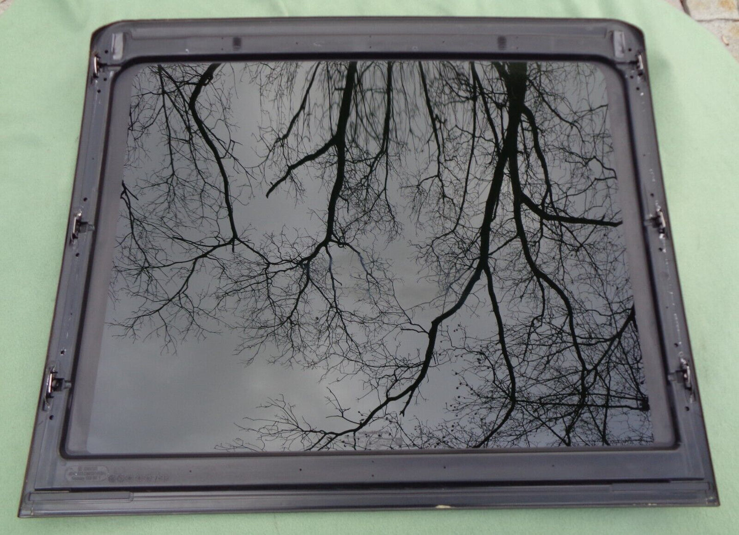 2008 SATURN ASTRA HATCHBACK REAR SUNROOF GLASS PANEL OEM  FACTORY FREE SHIPPING - RarePartsFinder.Com
