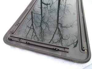 2005 PONTIAC G6 YEAR SPECIFIC SEDAN OEM SUNROOF GLASS NO ACCIDENT! FREE SHIPPING