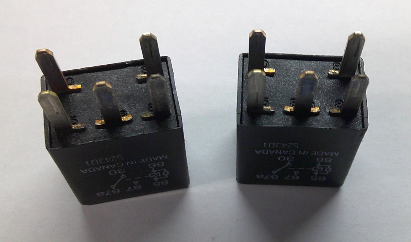 GM OMRON RELAY 2 PC  SET 5810-0202 / 2020 TESTED 1 YEAR WARRANTY    GM5