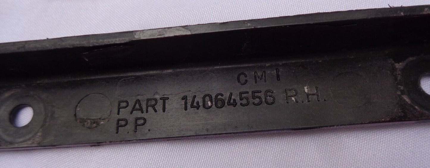 84-89 CORVETTE FRONT BUMPER FACIA SUPPORT BRACE RH 14064556 Free Shipping A1 - RarePartsFinder.Com