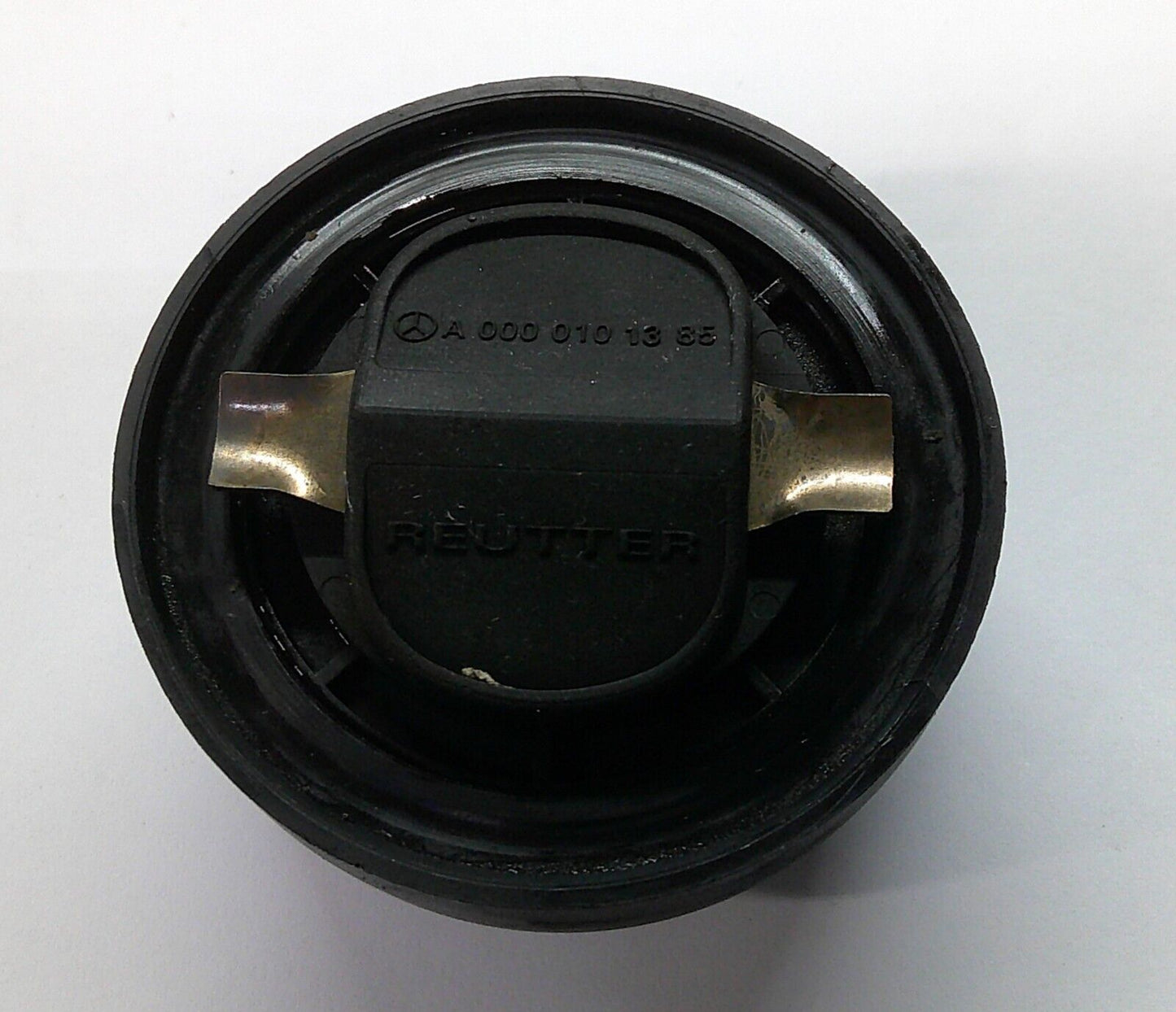 Mercedes Benz Oil Cap 0000101385 ML300 A17 - RarePartsFinder.Com
