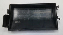 2014 2015 CHEVY CAMARO ENGINE COMPARTMENT FUSE RELAY COVER LID 22911572 B9