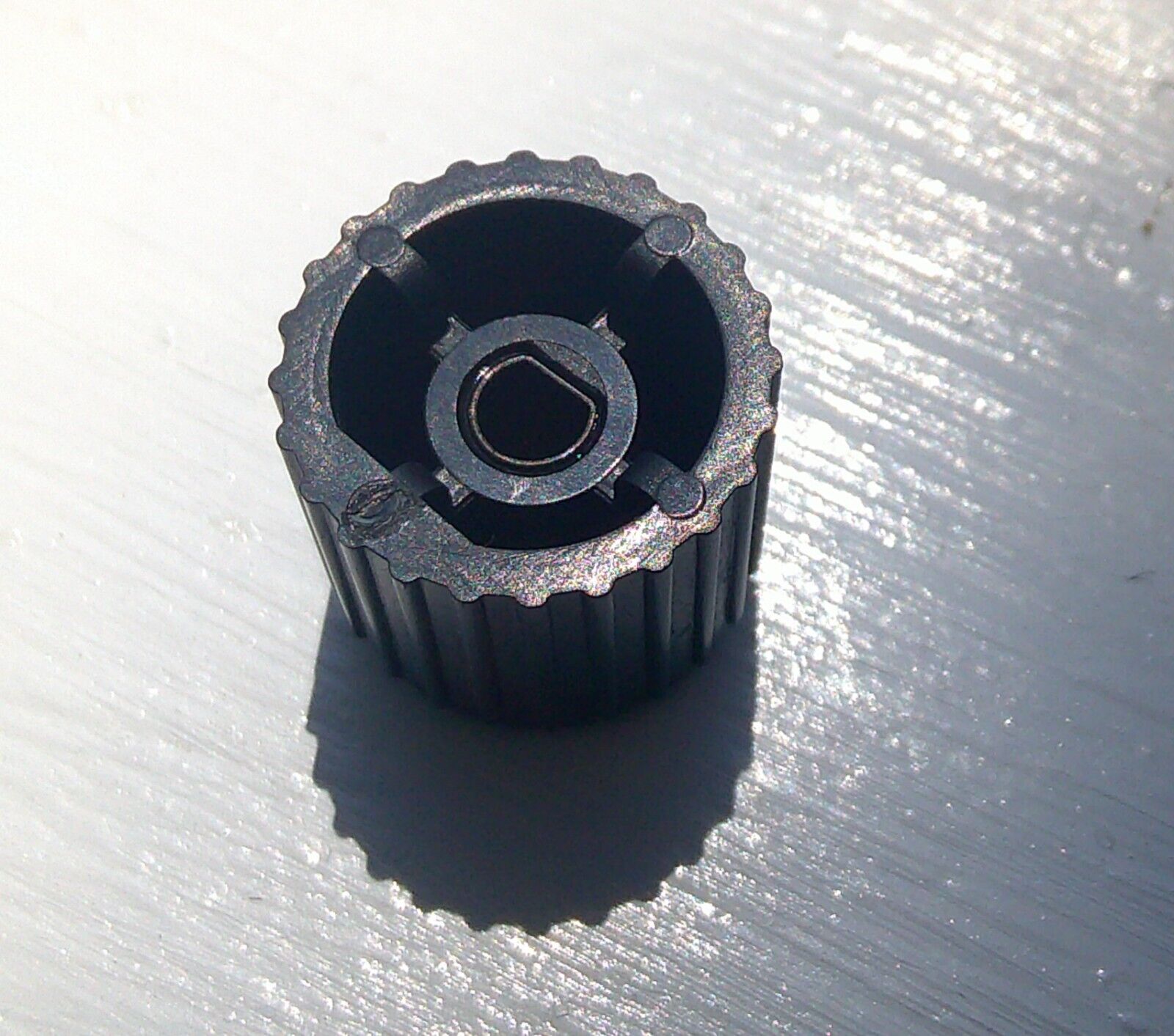 01 - 05 CHRYSLER PT CRUISER RADIO STEREO TUNER KNOB OEM SET FREE SHIPPING! - RarePartsFinder.Com