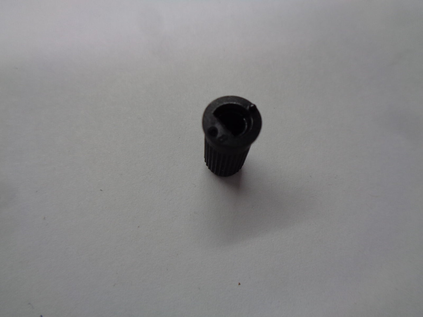 97 - 04 BUICK REGAL CENTURY LESABRE PARK AVENUE OEM RADIO STEREO TUNER KNOB