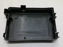 2007 - 2008 CHEVY EQUINOX GMC TERRAIN TORRENT FUSE RELAY COVER LID 15278531 B8