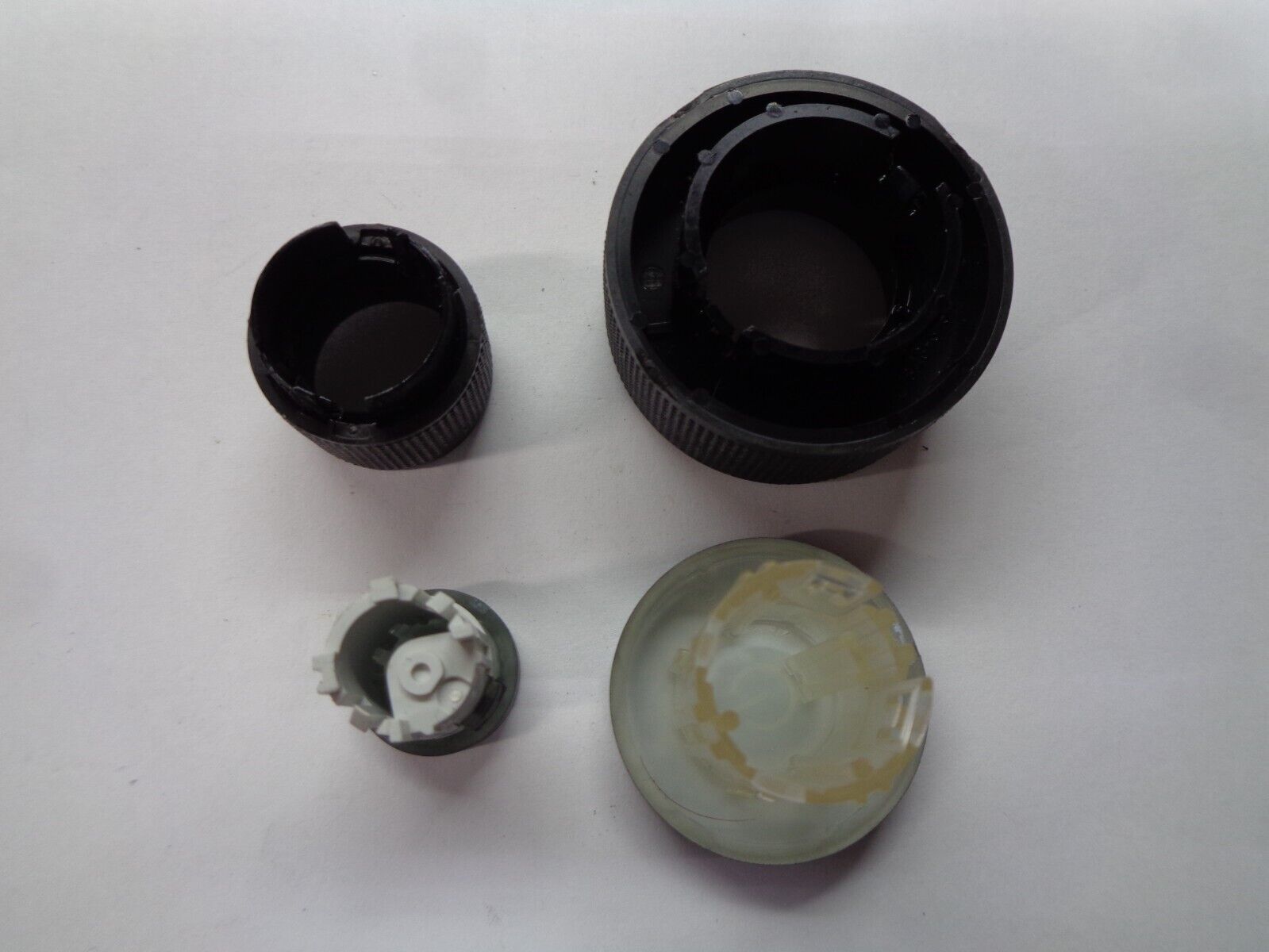 2011 - 2013 CHEVY CAPTIVA  RADIO STEREO CONTROL KNOB SET OEM FREE SHIPPING! - RarePartsFinder.Com