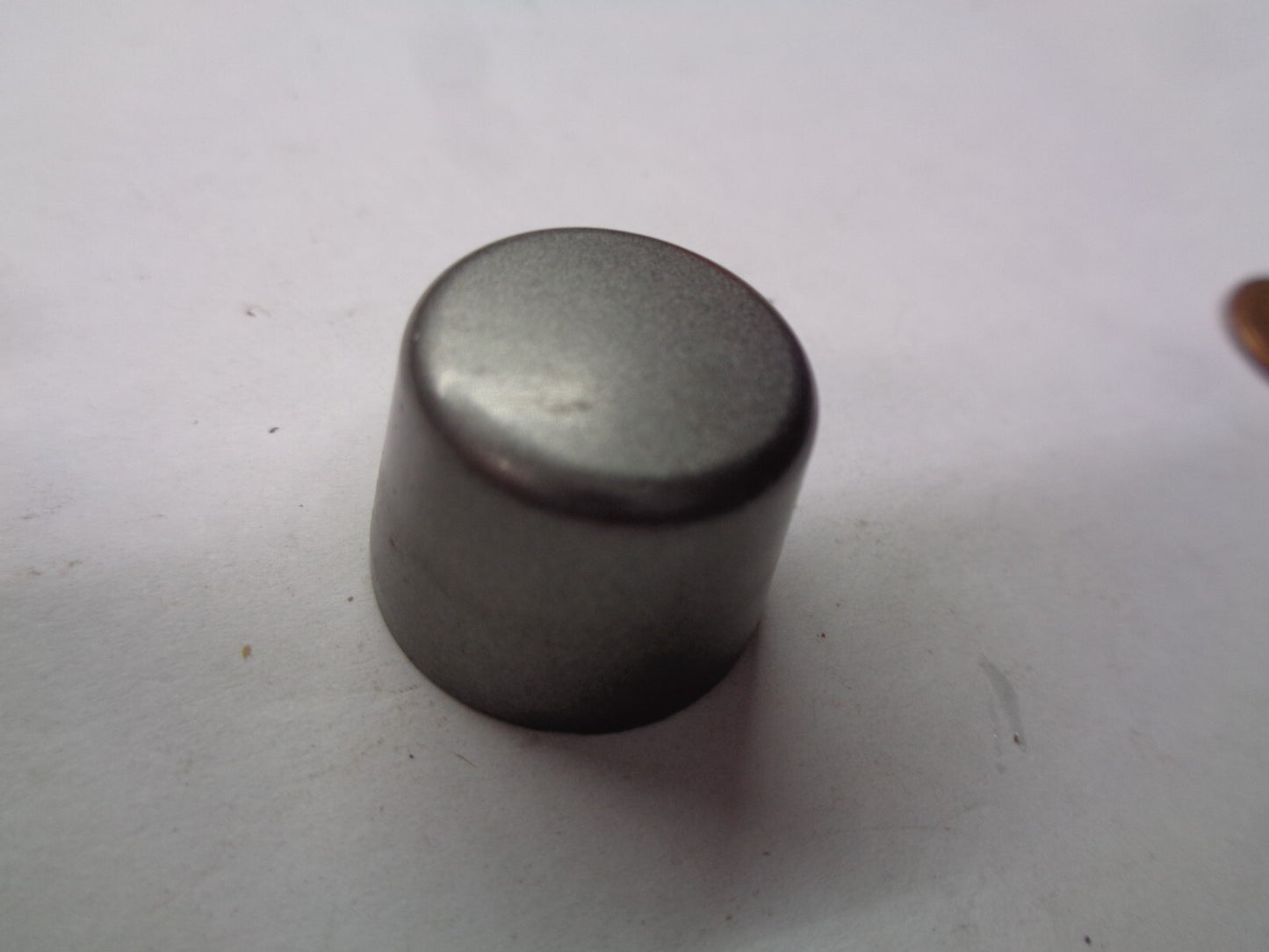 2005 SUBARU FORESTER SILVER RADIO STEREO TUNER CONTROL KNOB OEM FREE SHIPPING - RarePartsFinder.Com