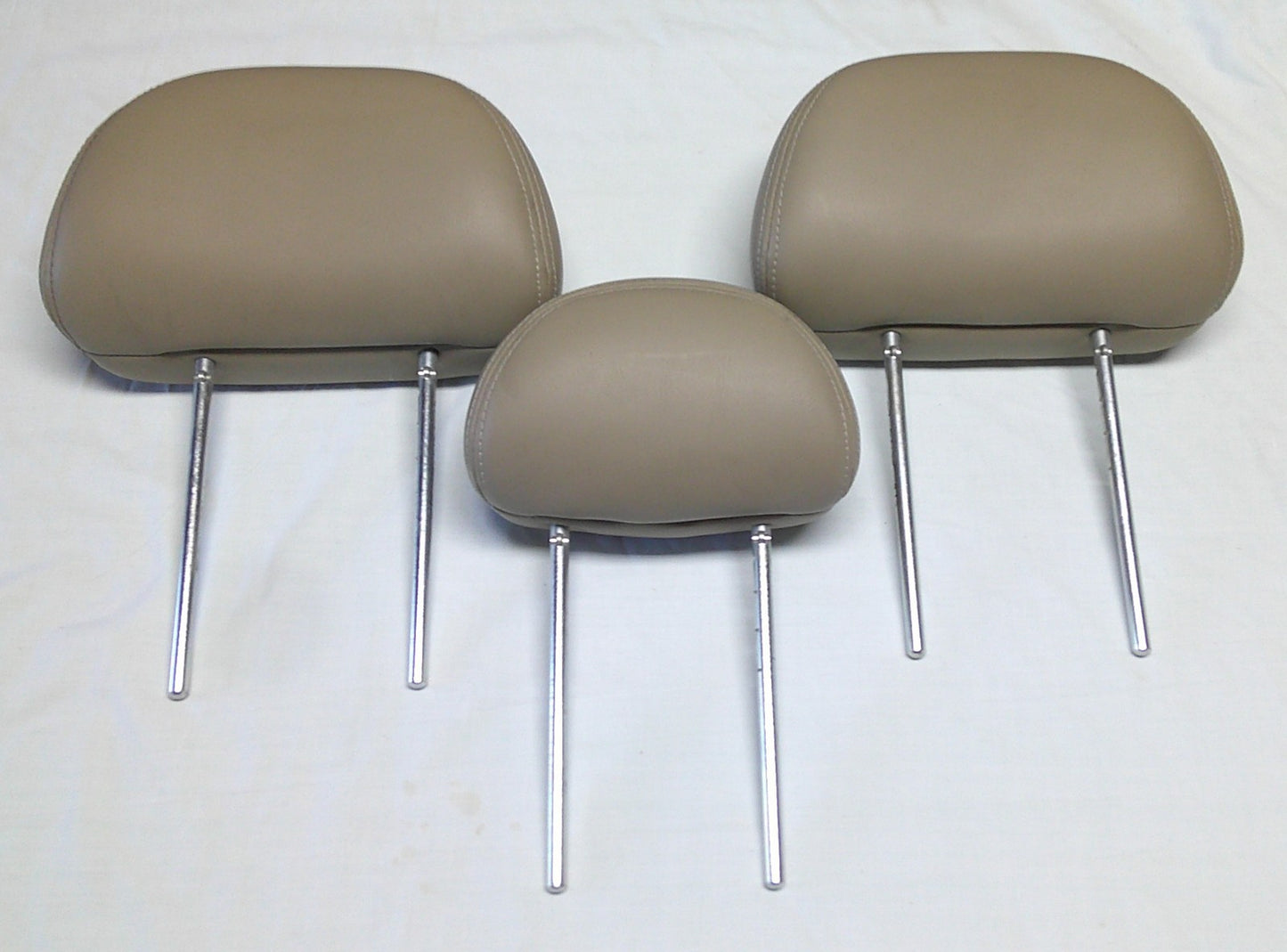 2005 - 2012 Ford Escape Mariner Rear 2nd Row Head Rest Set Tan Leather OEM