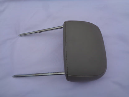 04 - 08 CHRYSLER PACIFICA REAR SEAT L R HEADREST GRAY CLEAN OEM FREE SHIPPING R1