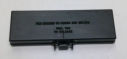 97 - 04 JEEP CHEROKEE FUSE RELAY ENGINE COMPARTMENT COVER LID  B8
