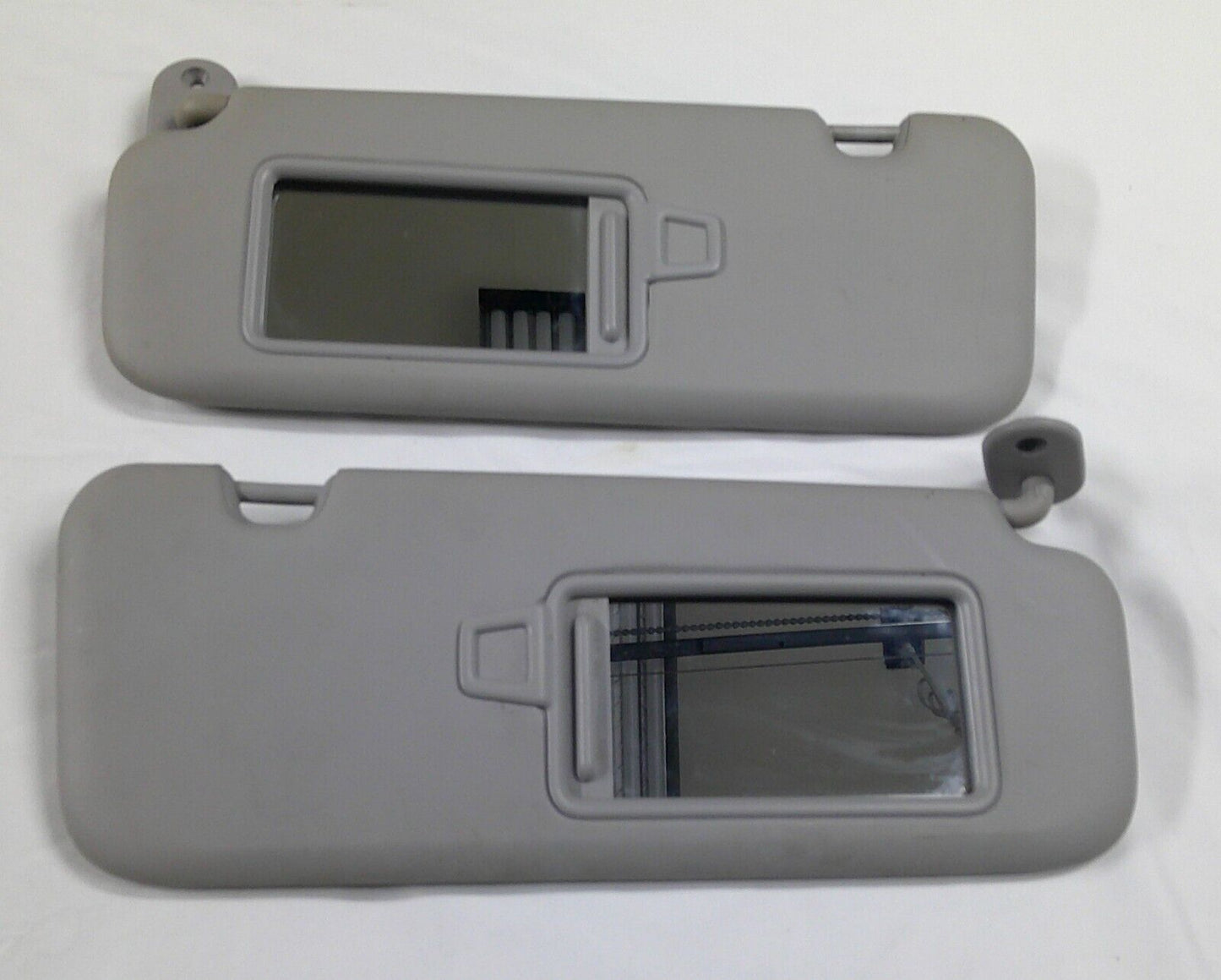 2017 Hyundai  Elantra Sunvisors Sun Visor Set Grey  RIGHT LEFT B5 - RarePartsFinder.Com