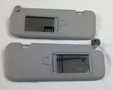 2017 Hyundai  Elantra Sunvisors Sun Visor Set Grey  RIGHT LEFT B5 - RarePartsFinder.Com