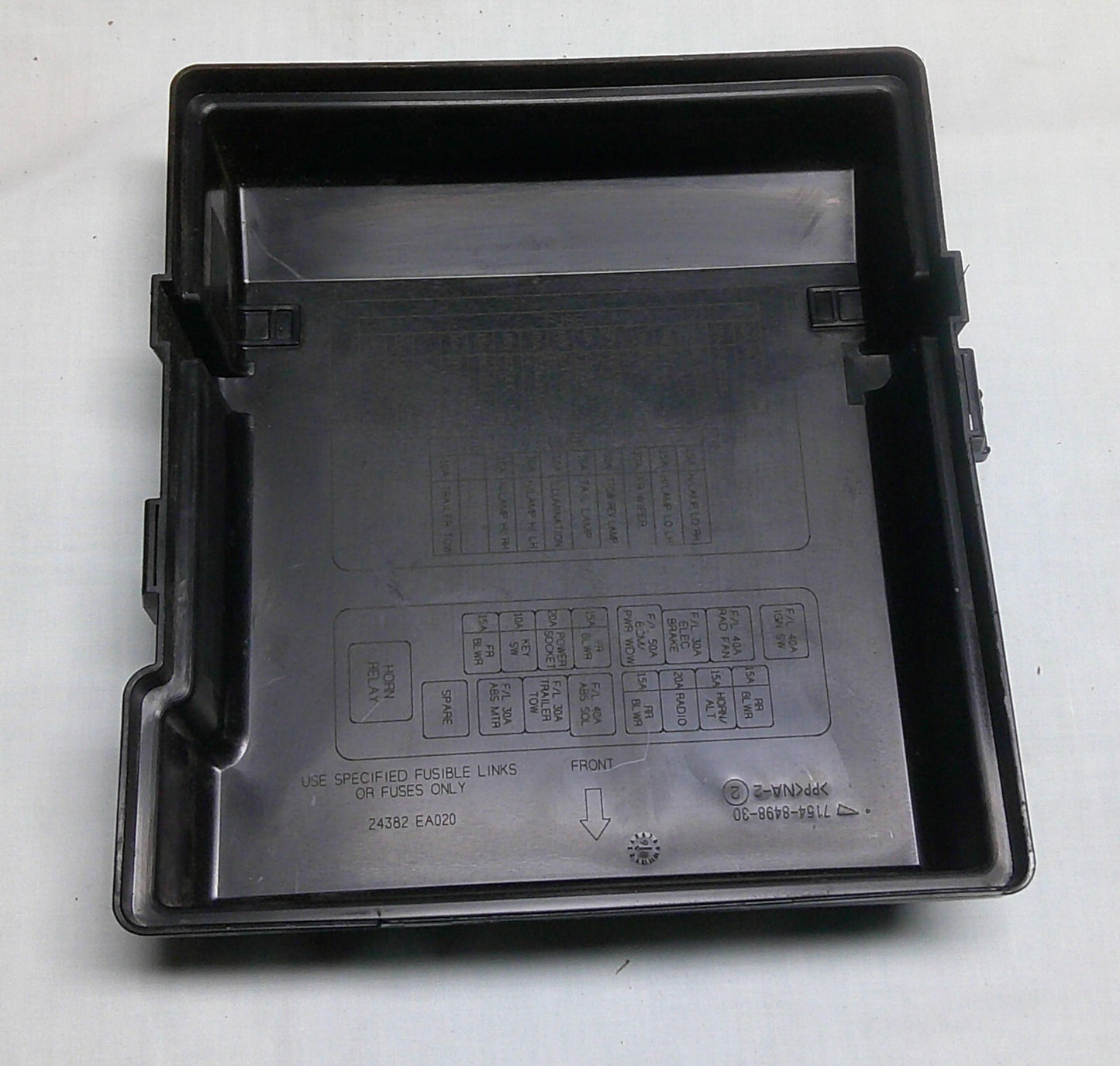 05-07 Nissan Xterra Frontier Pathfinder Relay Fuse Box Cover Lid 24382-EA020 B3 - RarePartsFinder.Com