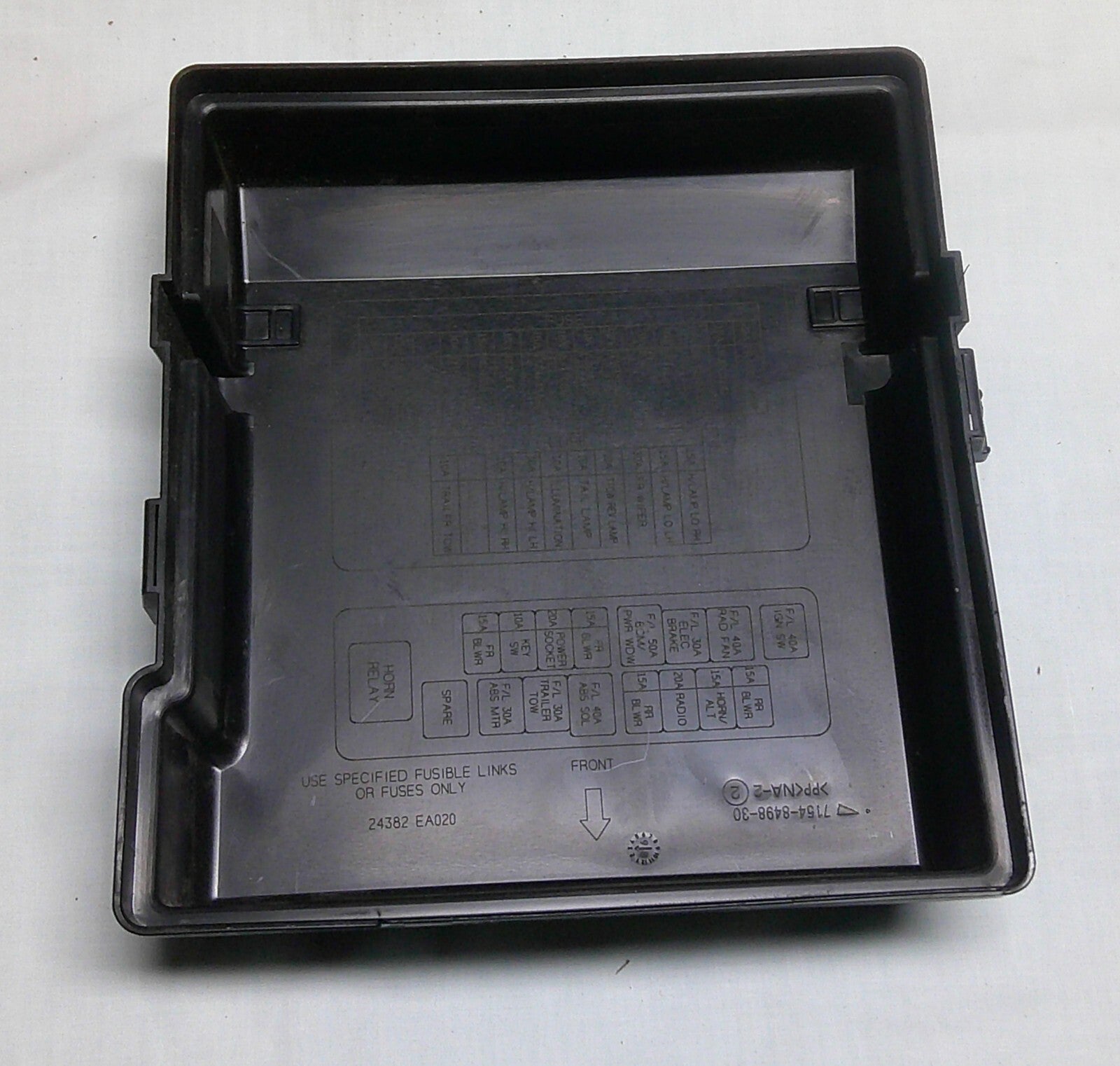 05-07 Nissan Xterra Frontier Pathfinder Relay Fuse Box Cover Lid 24382-EA020 B3 - RarePartsFinder.Com