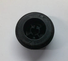 05 06 LAND ROVER LR3 RADIO STEREO TUNER CONTROL KNOB OEM FREE SHIPPING!