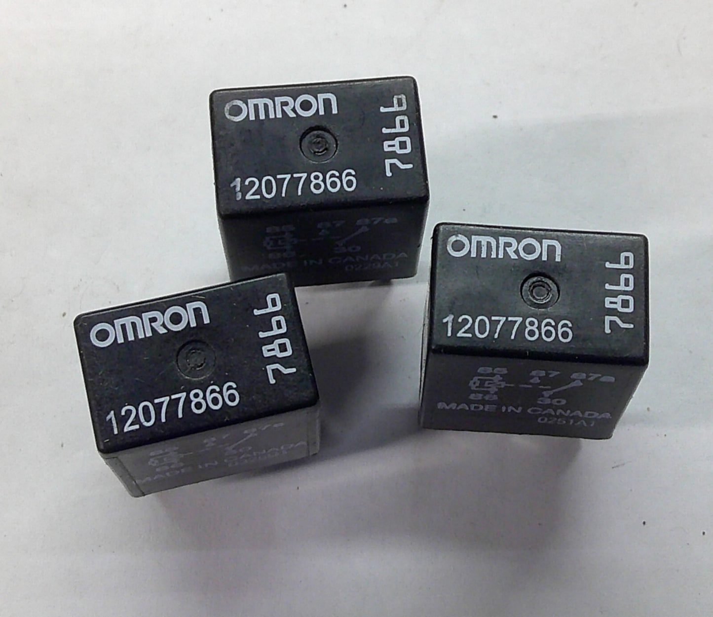 USA SELLER 3 PCS GM OMRON RELAY 12077866 TESTED 1 YEAR WARRANTY  GM5