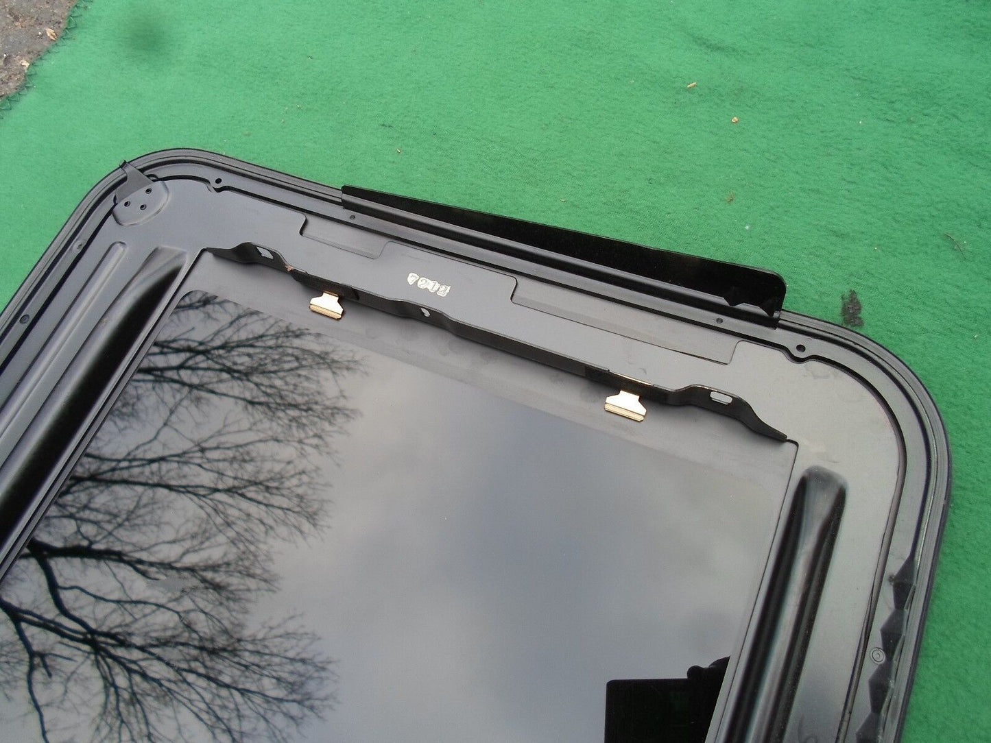 2008 INFINITI M45 M45X YEAR SPECIFIC OEM FACTORY SUNROOF GLASS FREE SHIPPING