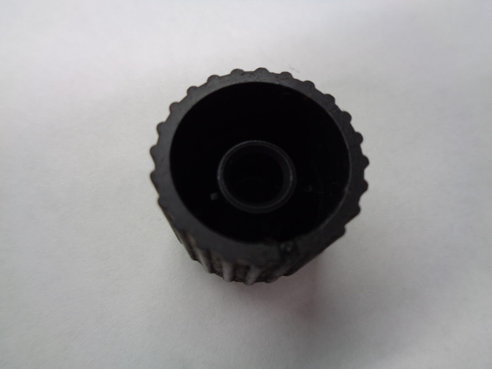 99 00 01 DODGE INTREPID RADIO STEREO TUNER SELECTOR KNOB OEM SET FREE SHIPPING! - RarePartsFinder.Com