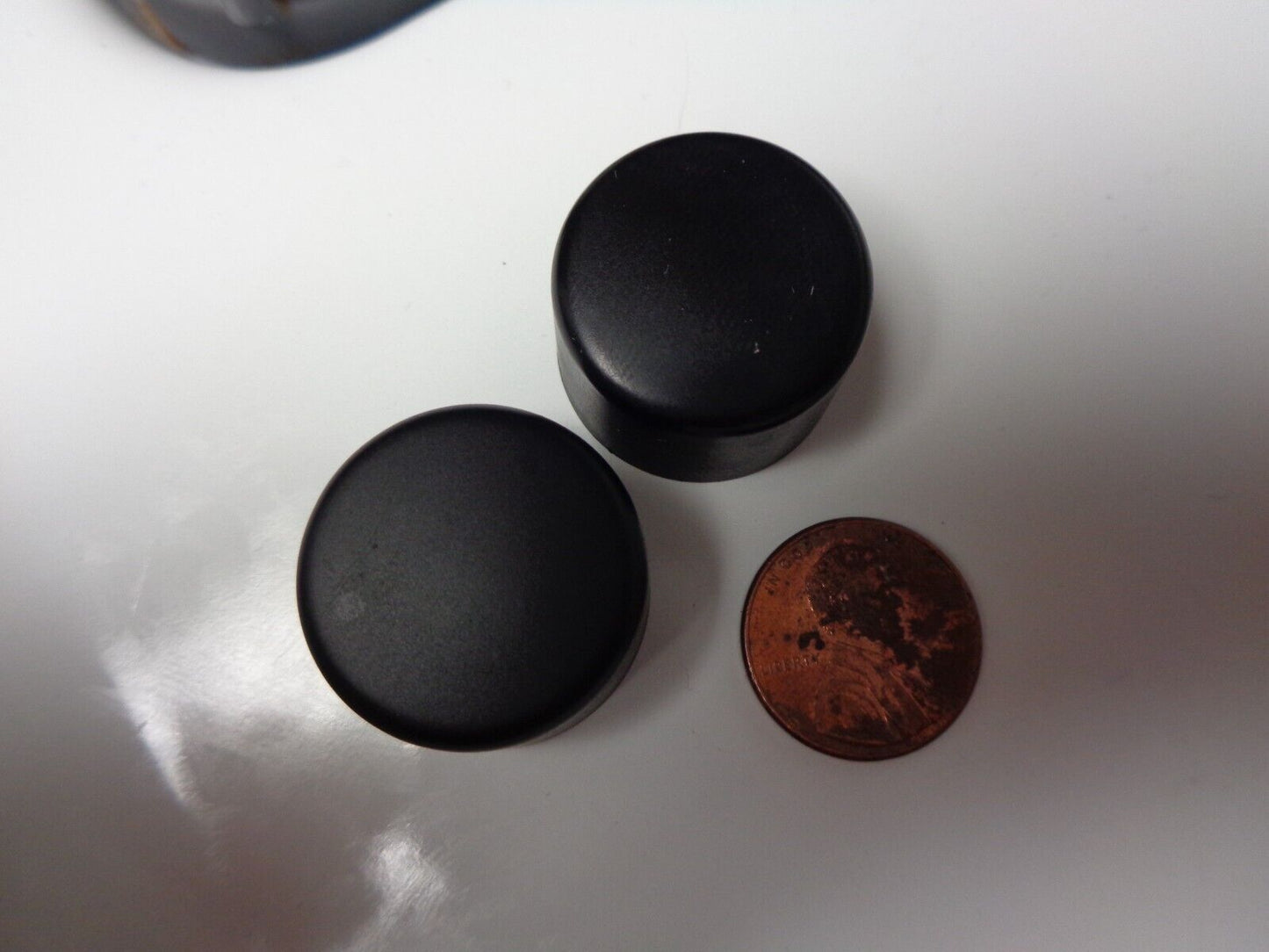 2005 2006 HYUNDAI TUCSON RADIO STEREO CONTROL KNOB SET OEM FREE SHIPPING! - RarePartsFinder.Com