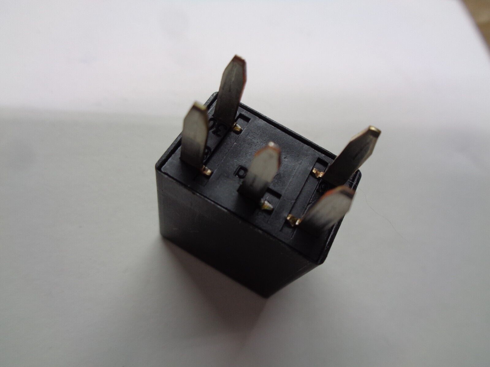 USA SELLER GM DECO RELAY 96376552 1 YEAR WARRANTY TESTED OEM FREE SHIPPING GM7 - RarePartsFinder.Com