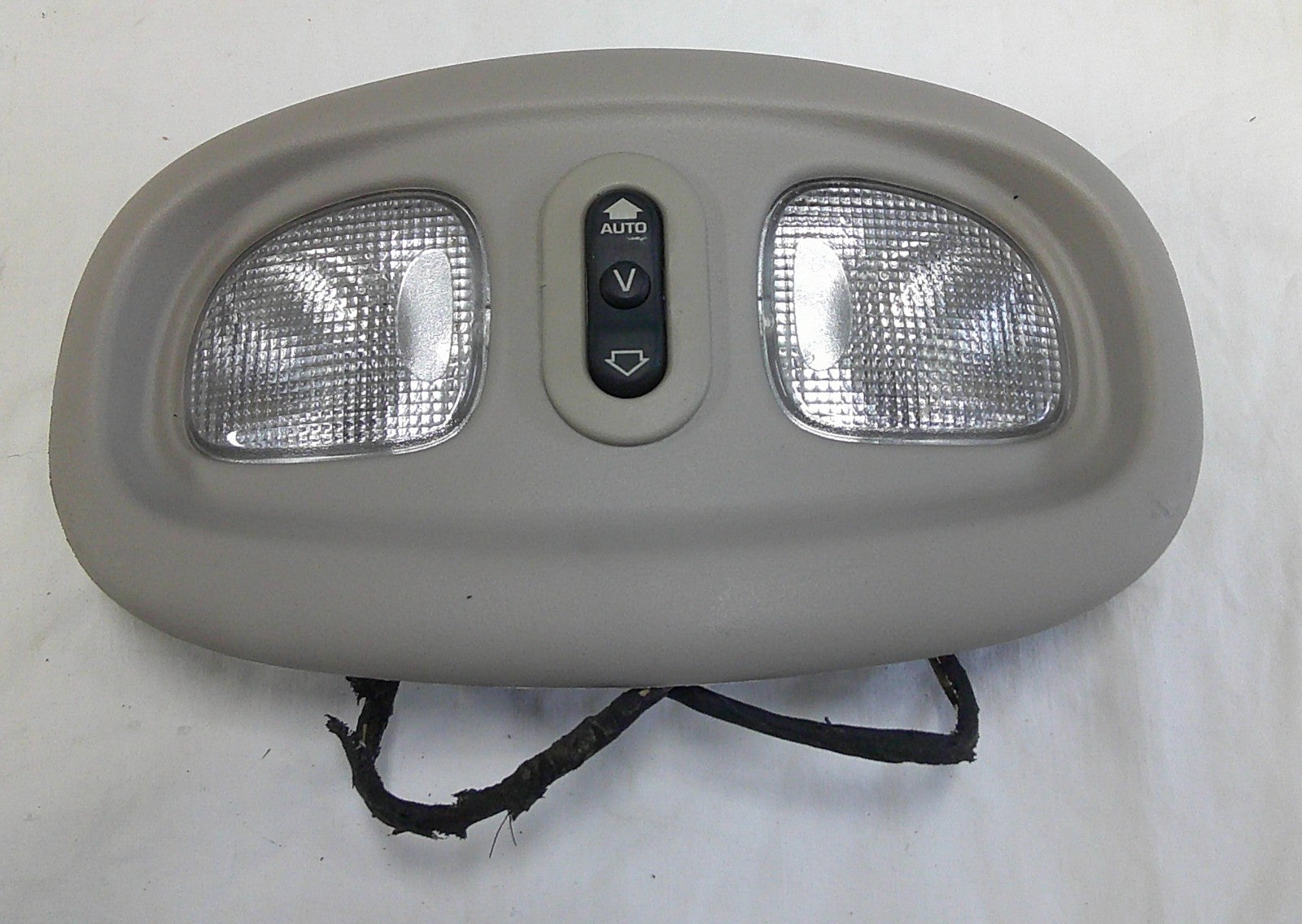 2002 - 2007 JEEP LIBERTY MAP DOME LIGHT ROOF SUNROOF SWITCH OEM B12