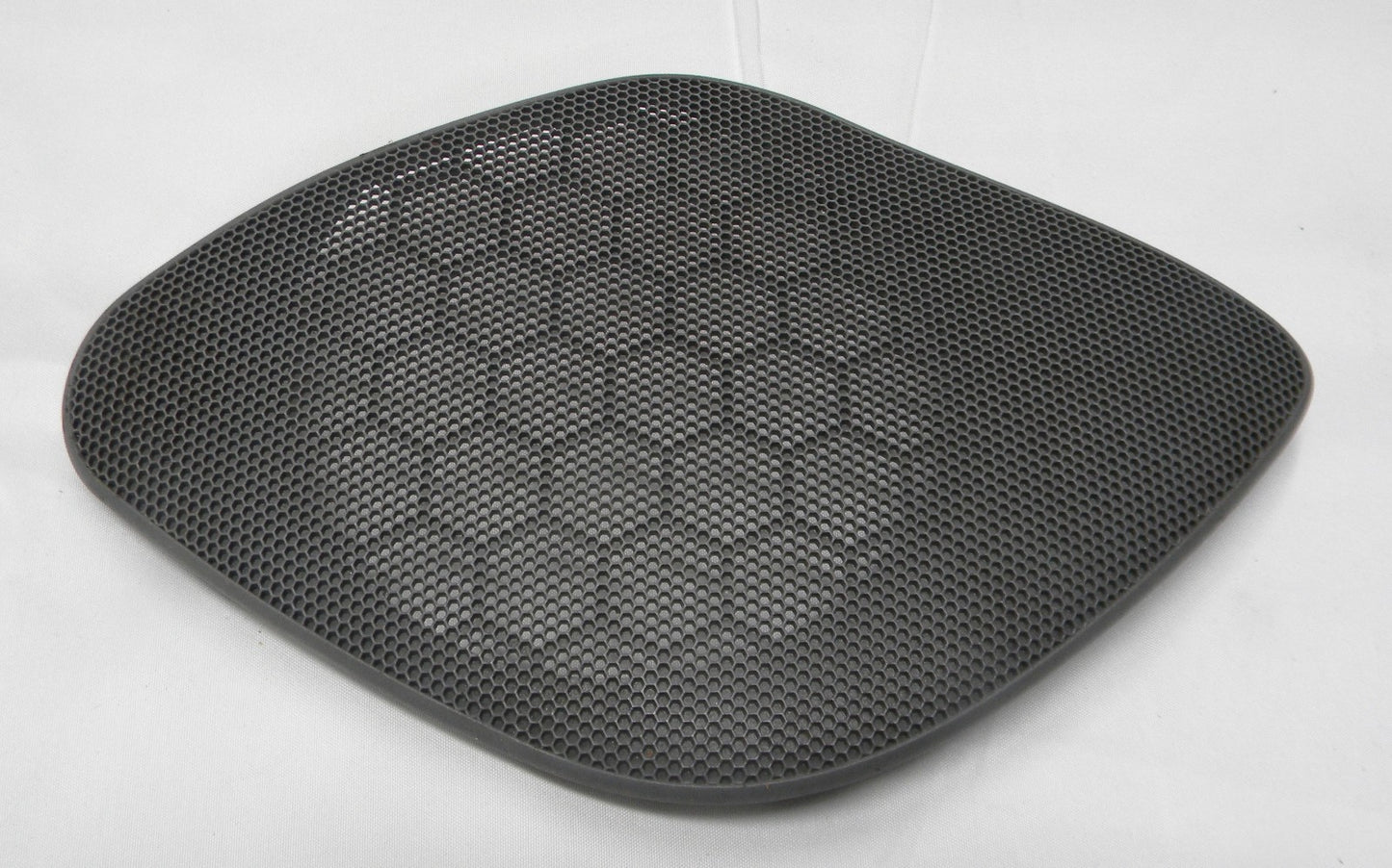 2000 - 2004 Volvo S40 Speaker Cover Dashboard Front Left 30801173 30815249 B5