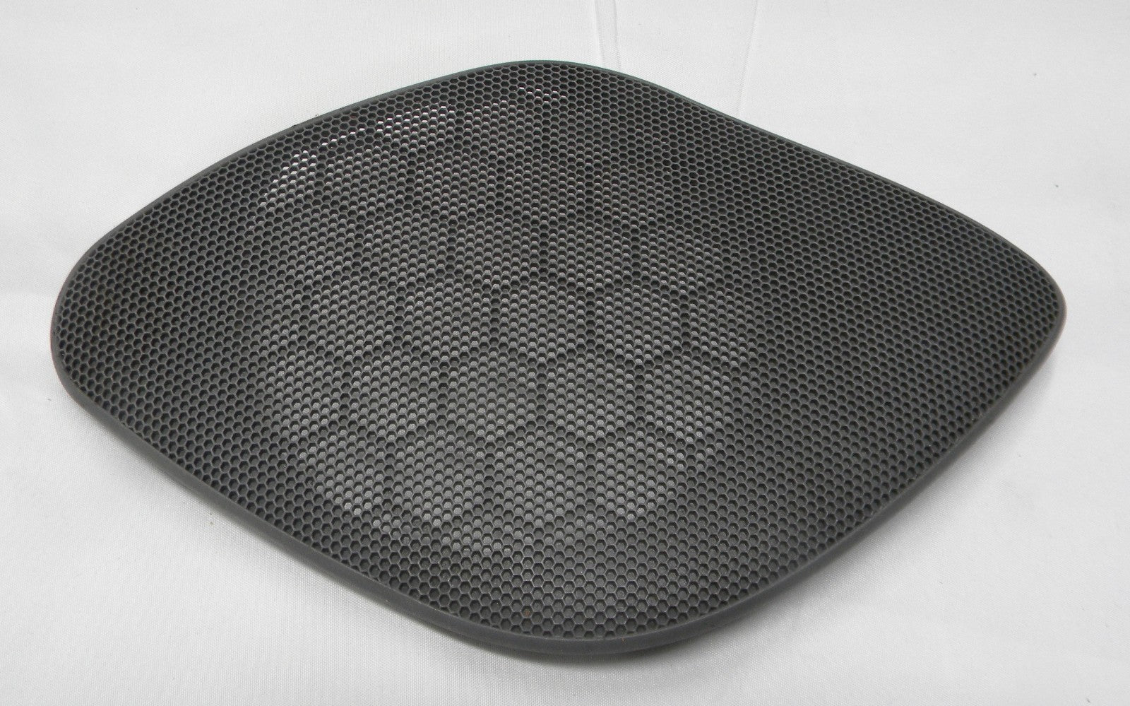 2000 - 2004 Volvo S40 Speaker Cover Dashboard Front Left 30801173 30815249 B5