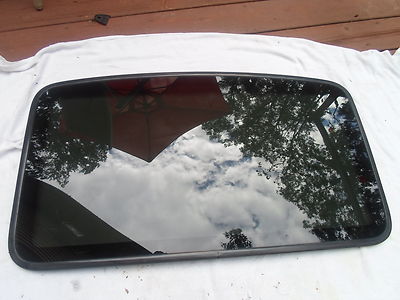 2000 CHRYSLER LHS YEAR SPECIFIC SUNROOF GLASS PANEL NO ACCIDENT OEM FREE SHIP