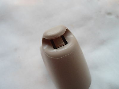 1996 - 2007 FORD TAURUS TAN DUAL SUN VISOR CLIP PASSENGER OEM FREE SHIPPING SV1 - RarePartsFinder.Com