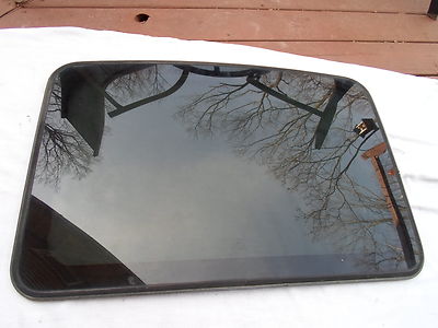 1999  CHRYSLER CIRRUS  SUNROOF GLASS NO ACCIDENT! OEM FREE SHIPPING! - RarePartsFinder.Com