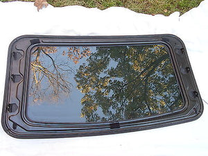 2001 MERCURY SABLE YEAR SPECIFIC  SUNROOF GLASS OEM NO ACCIDENT!  FREE SHIPPING!