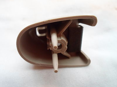 1996 - 2007 FORD TAURUS TAN DUAL SUN VISOR CLIP PASSENGER OEM FREE SHIPPING SV1 - RarePartsFinder.Com