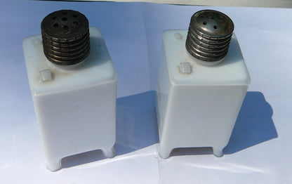 Vintage Antique Refrigerator GE Salt and Pepper Shakers  D1