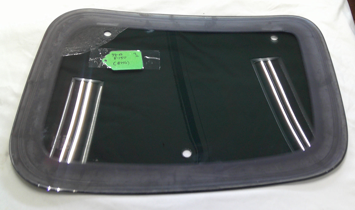 98 - 03 Ford F150 Cab RH Pasenger Side Rear Door Window Glass F65Z-1829700-AF M4